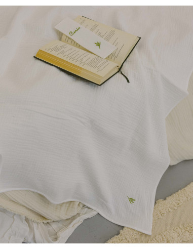 Prosop muselină folosit ca pled