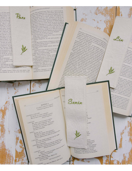 Semn de carte textil brodat Senin