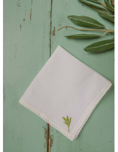 Batistă brodată cu frunză de măslin