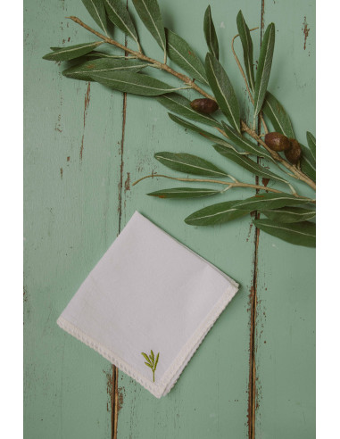 Batistă brodată cu frunză de măslin