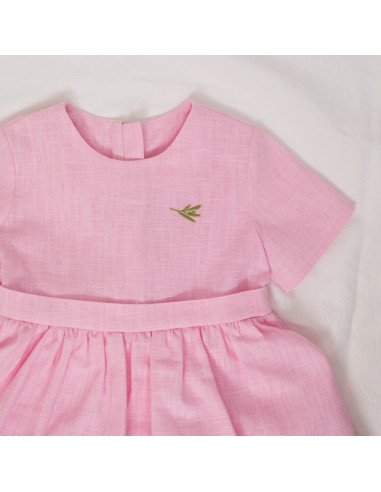 rochie din in roz cu volane